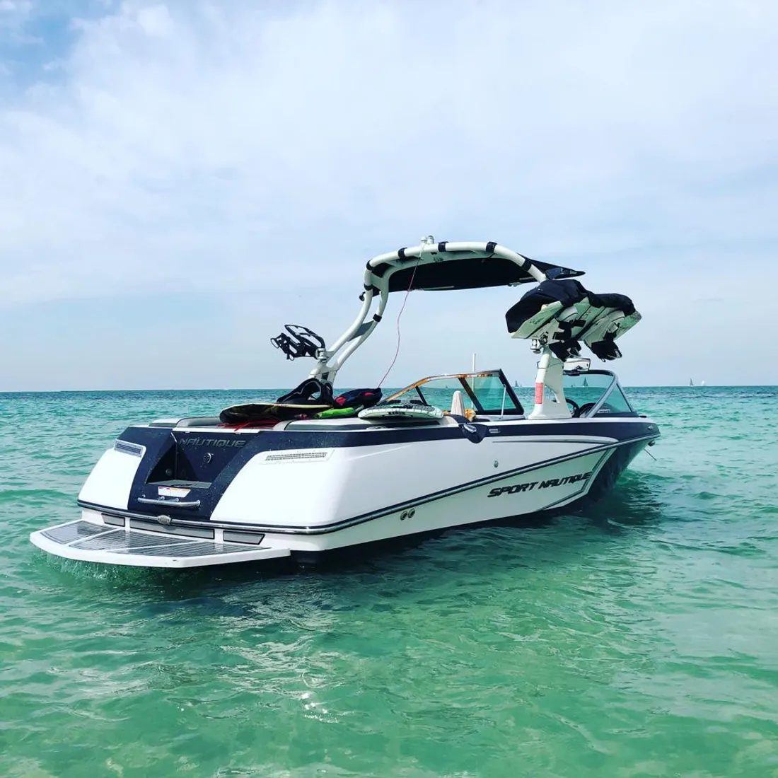 21Ft Nautique Ski Boat