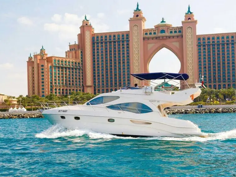 50ft Flybridge Yacht — photo 10