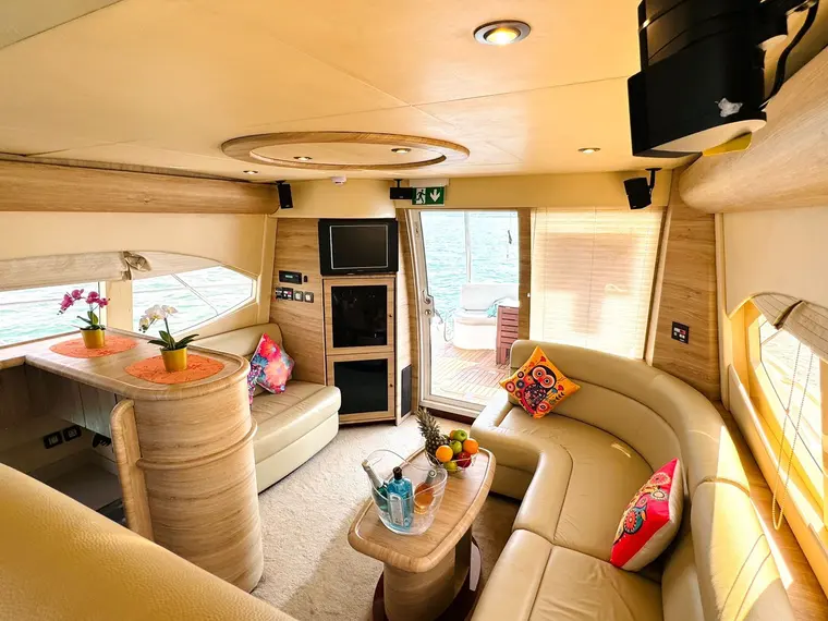 50ft Flybridge Yacht — photo 3