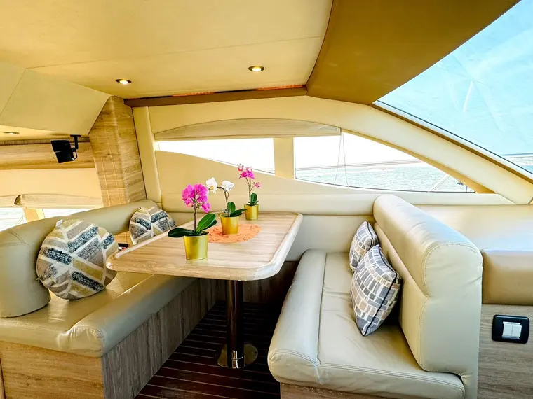 50ft Flybridge Yacht — photo 4